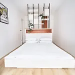 Matic Atrium Designer Apartmán *