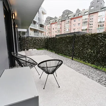 Matic Atrium Designer Apartment *