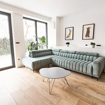 Apartament Matic Atrium Designer *